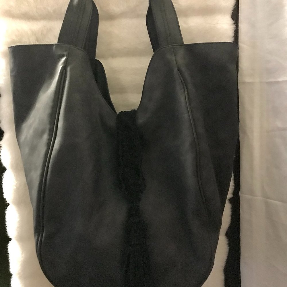 New DV Women's Black Tote w/Leather Braided Strap